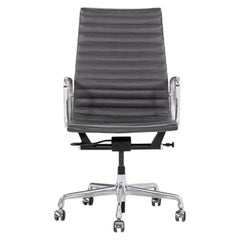2016 Silla de escritorio ejecutiva Herman Miller Eames Aluminum Group en piel gris