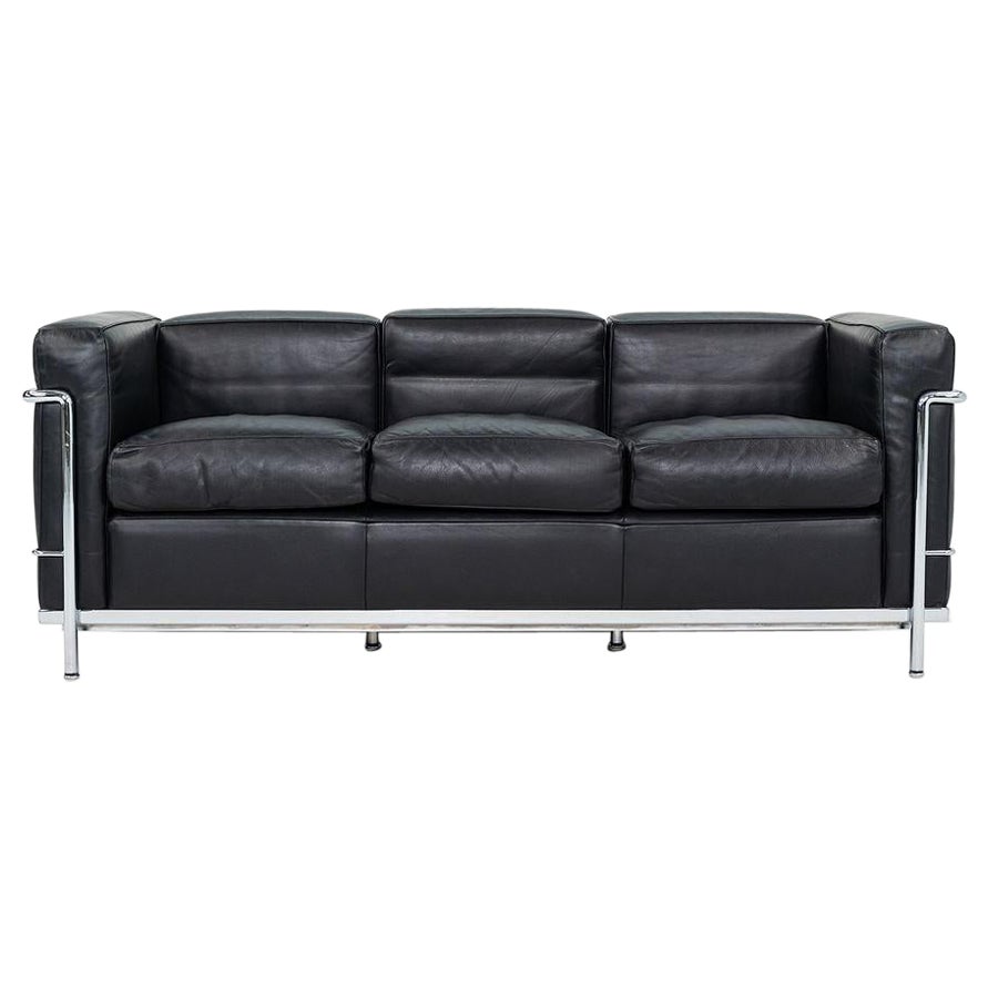 2010s Cassina LC2 Canapé 3 places en cuir noir