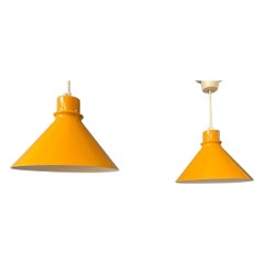 Set (2) von Hängelampen aus gelbem Metall im Vintage-Stil, 1970er Jahre