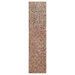 Traves de Mesa Vintage Zeki Müren con Motivos Geométricos Policromáticos de Rug & Kilim