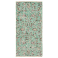 Vintage Zeki Müren Teppich in Blau, mit bunten Blumenmustern von Rug & Kilim