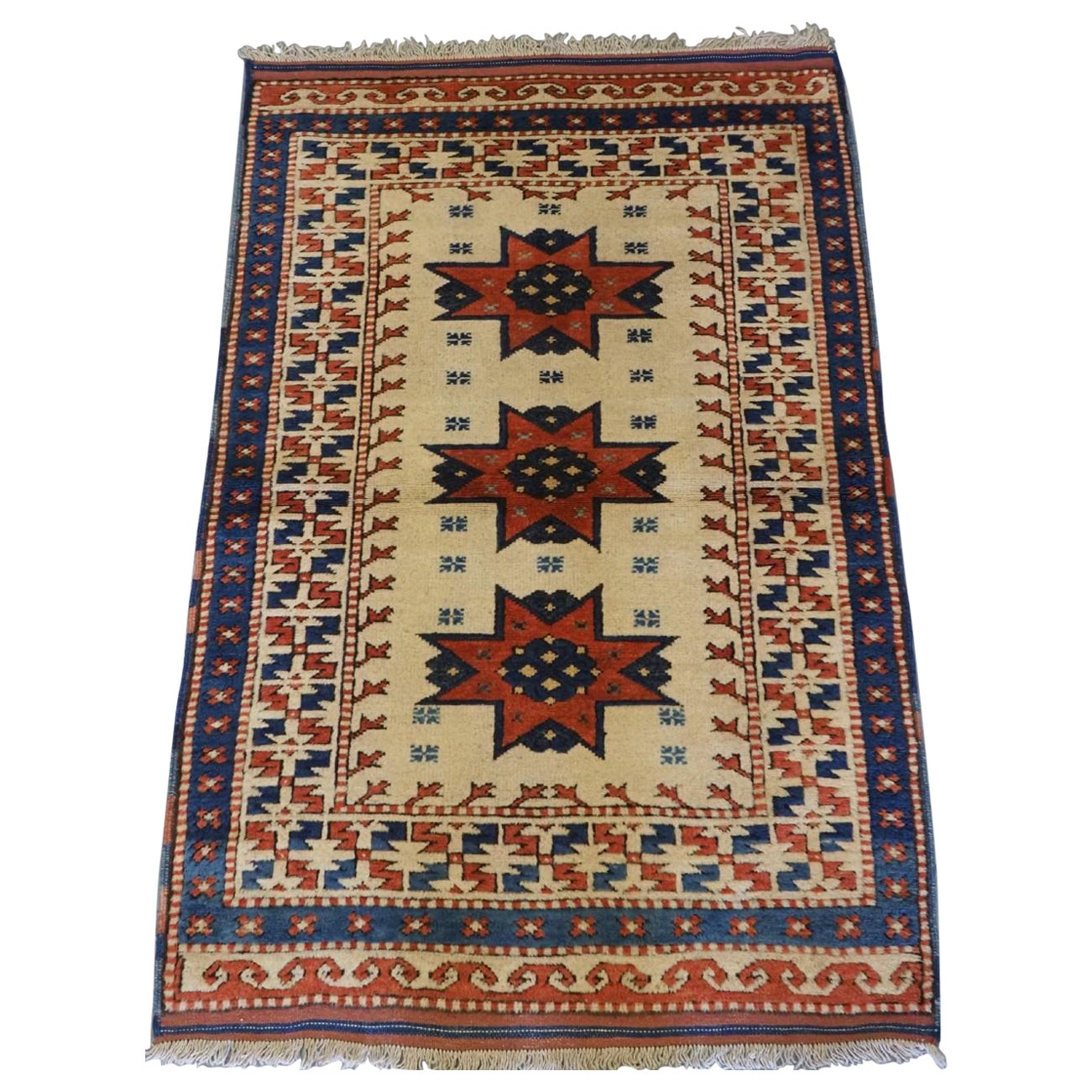 Vintage Turkish Bergama Rug with Star Medallion Design, About 60 Years Old