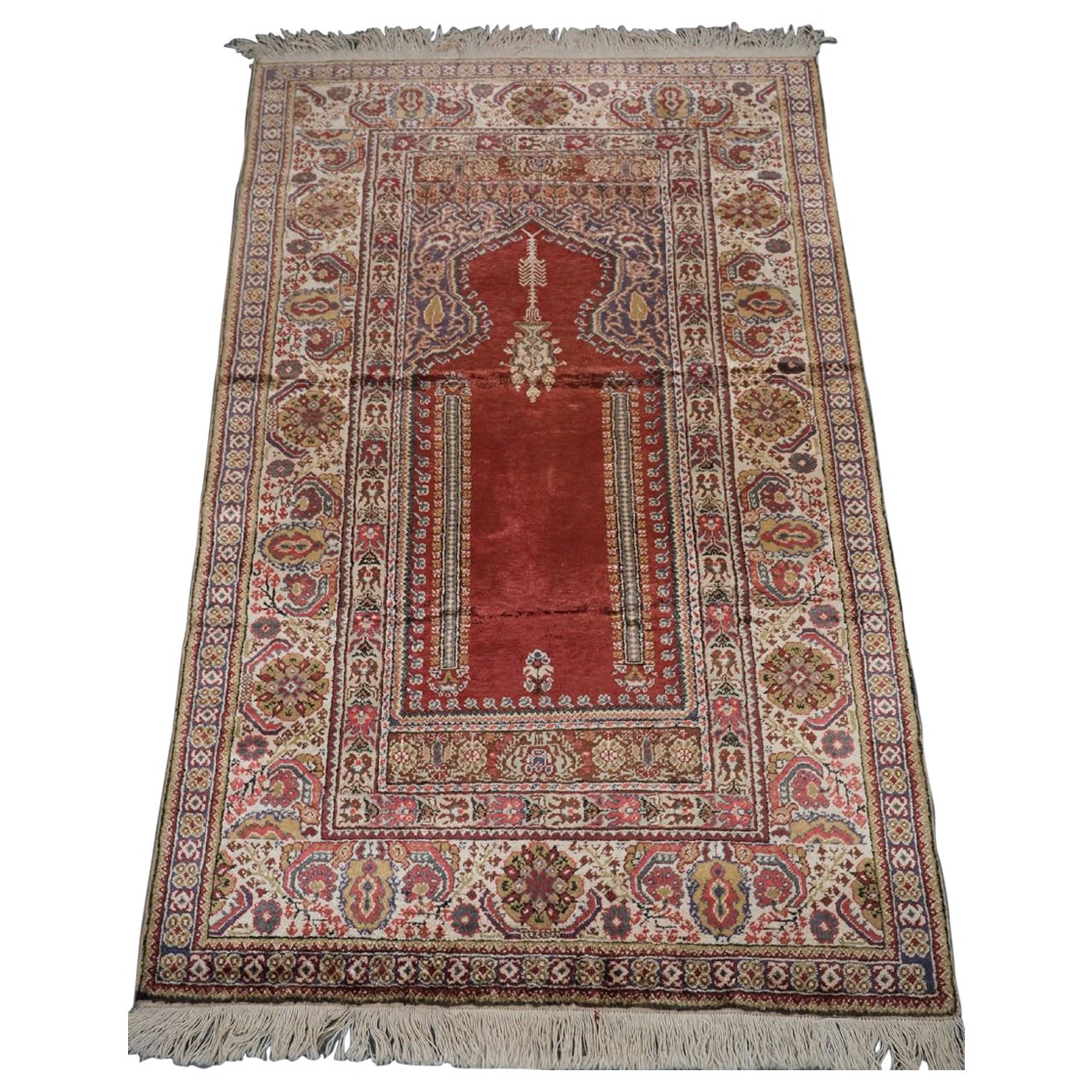 Alfombra de oración de mezquita turca de Kayseri de "seda artística", c.1960 en venta