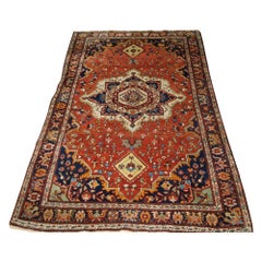 Old Sarouk Rug With Traditional Design, Circa 1920