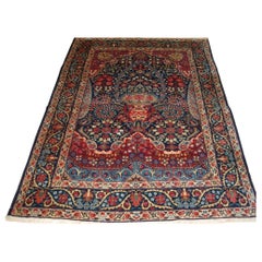 Alfombra de oración antigua de Tabriz con diseño de jarrón floral, circa 1920