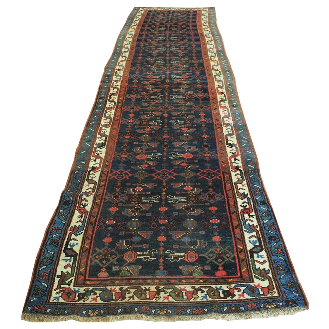 Antico runner di Hamadan, di grandi dimensioni e resistente, CIRCA 1920 in vendita