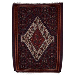 Kilim Senneh antiguo, diseño tradicional, tamaño pequeño, circa 1930