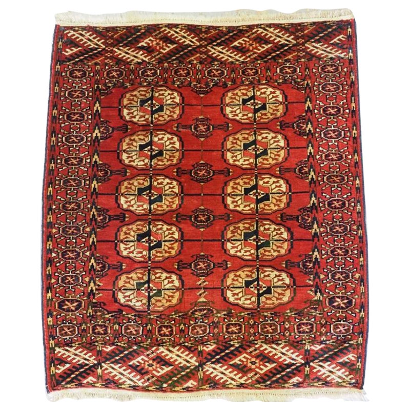 Tapis turkmène Tekke de très petite taille, vers 1900