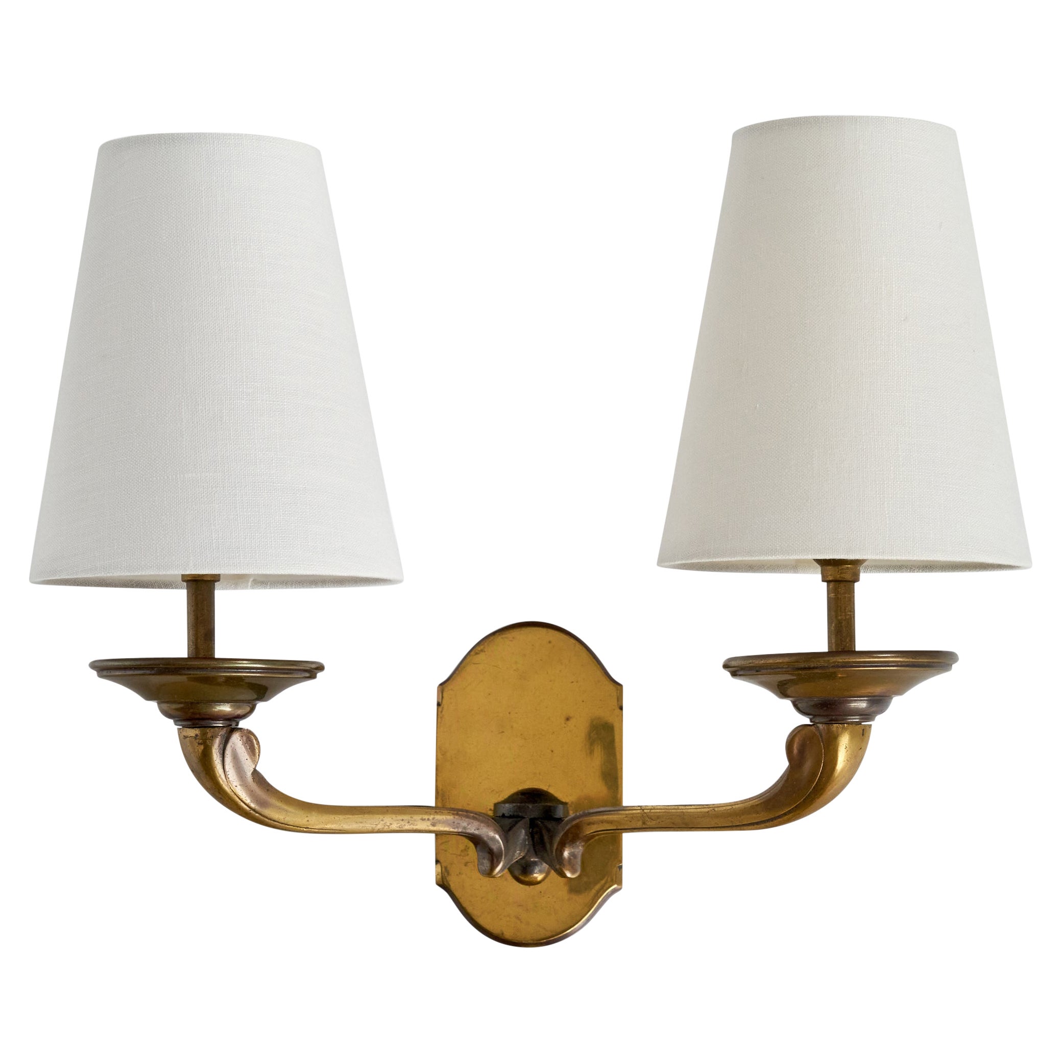 French Designer, Wall Light, Brass, Fabric, France, 1940s For Sale