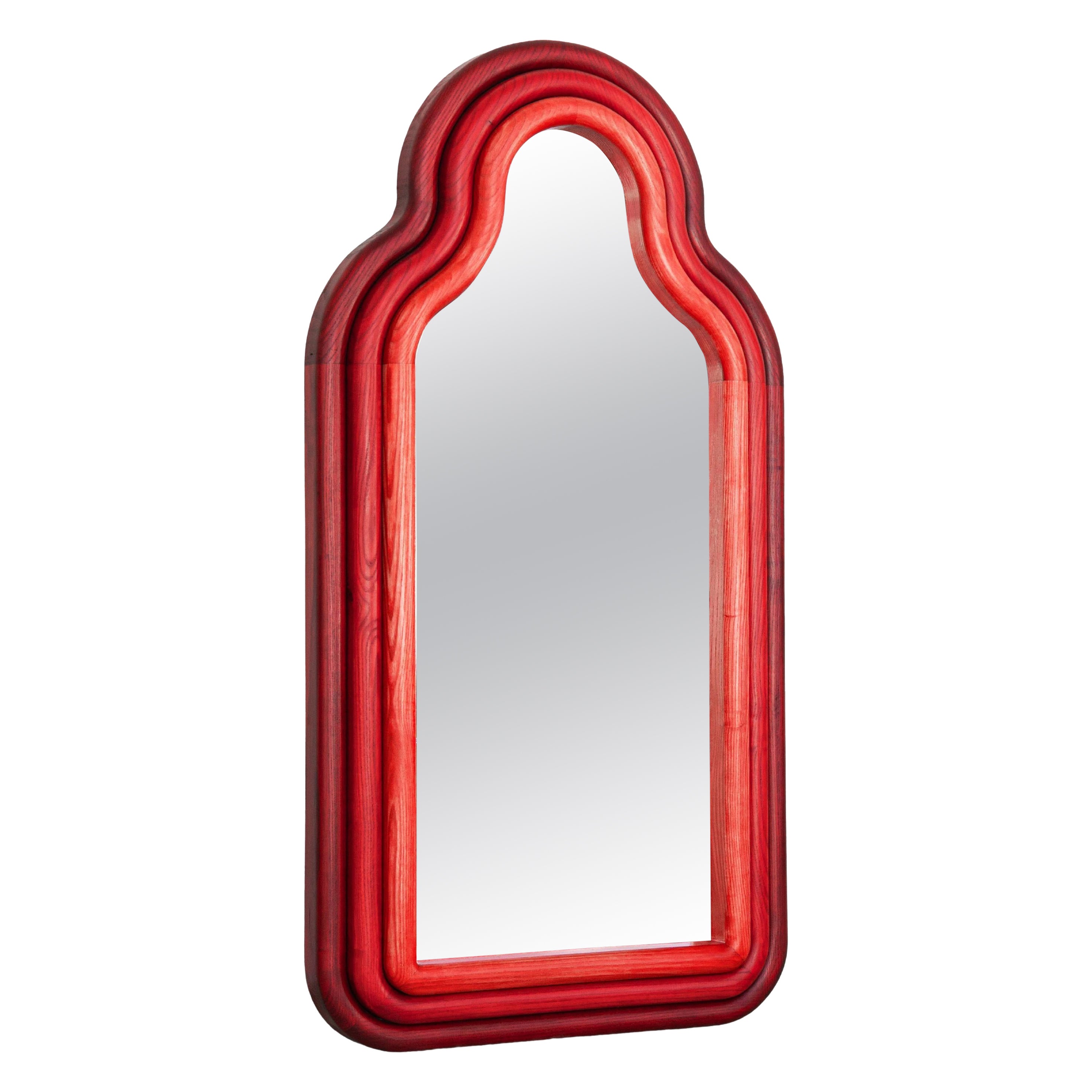 Specchio da terra 'TRN Triple' di Pani Jurek, Wood Wood, Shades of Red