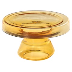 Handgegossener runder Bernstein-Gold Murano Glas Beistelltisch, Italien, 21 "Dx12.5" H