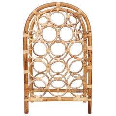 Weinregal aus Bambus und Rattan in Bogenform