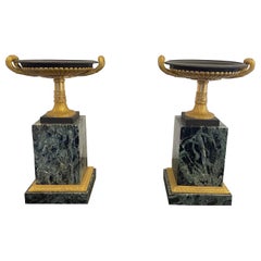 Paire de Tazzas Empire français en bronze doré et marbre Verde, 19ème siècle