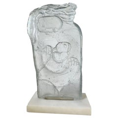 Madre y Niño de Cristal Tallado Sobre Base de Mármol Blanco