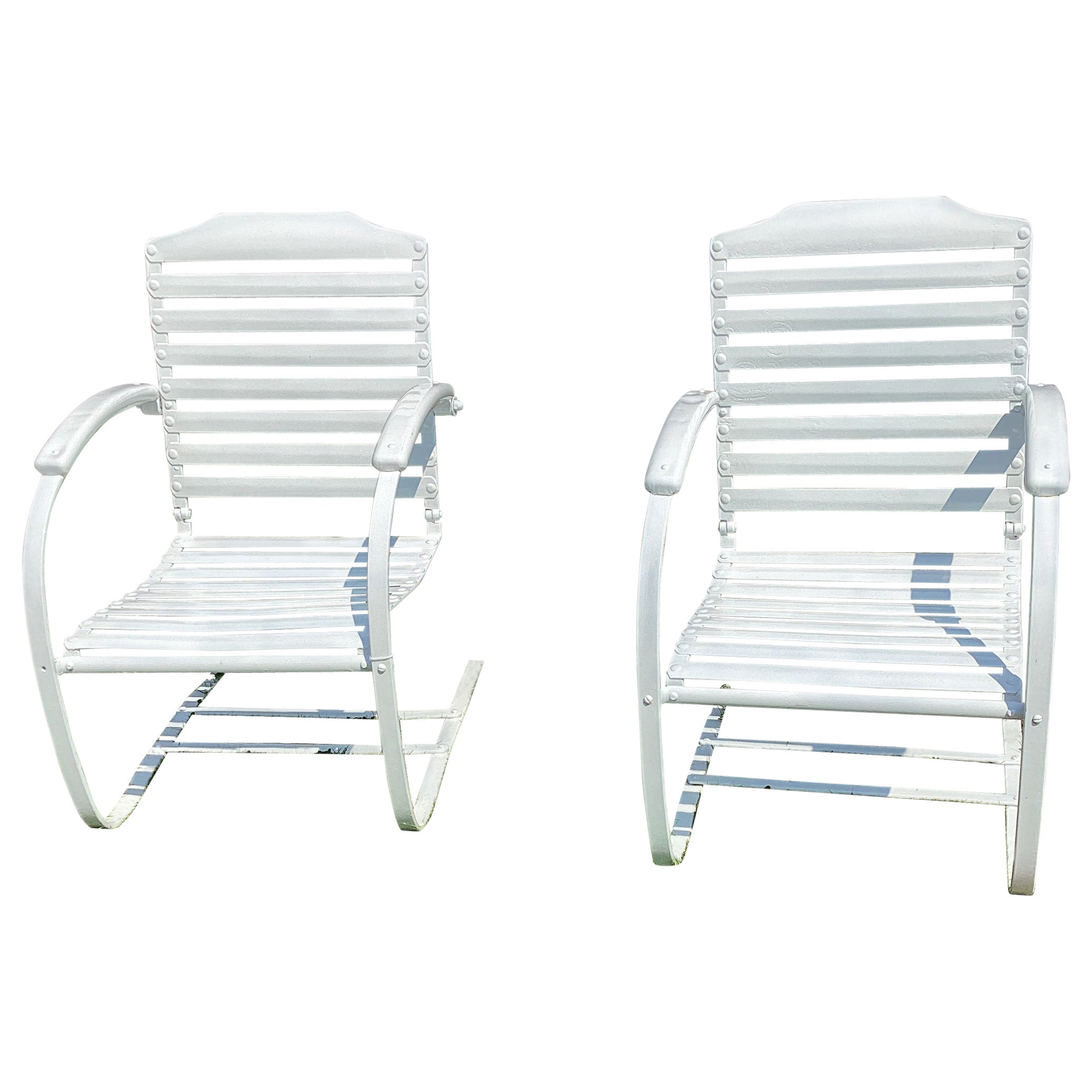 Paire de chaises cantilever en fer