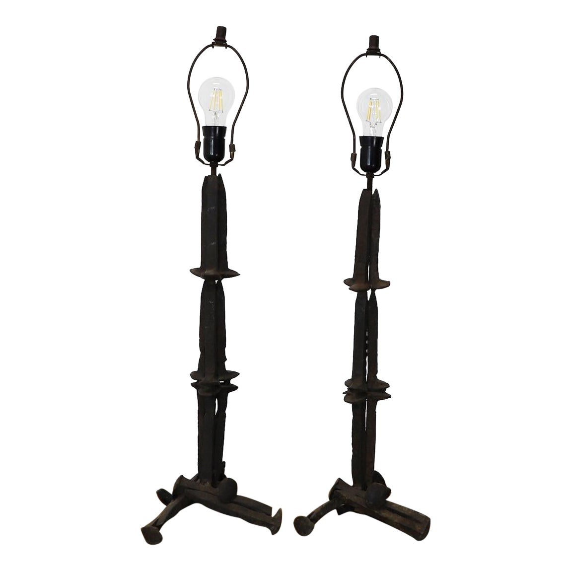 Paire de lampes de table brutalistes en fer