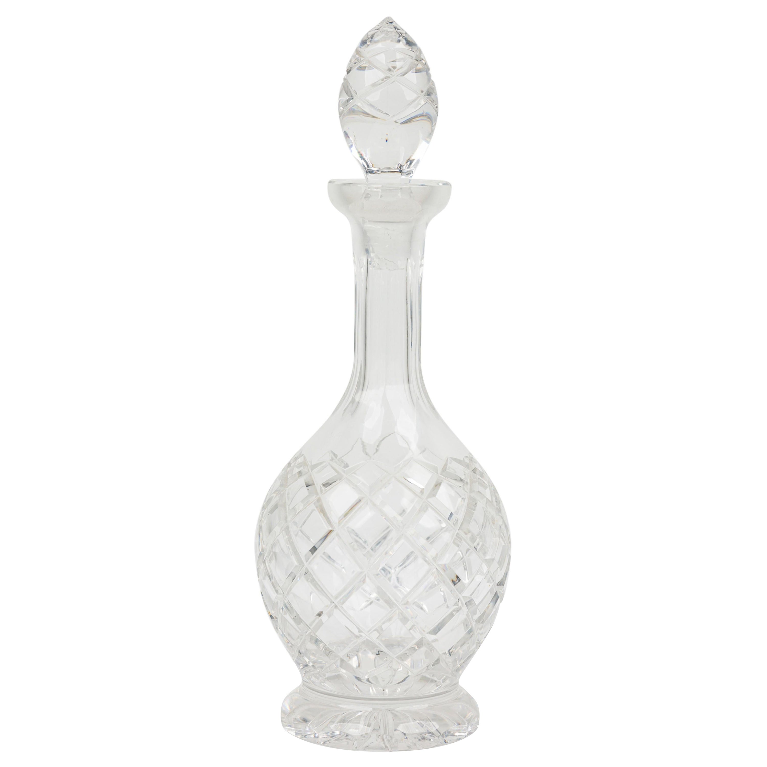Decantador en forma de campana de Baccarat de estilo victoriano francés en venta