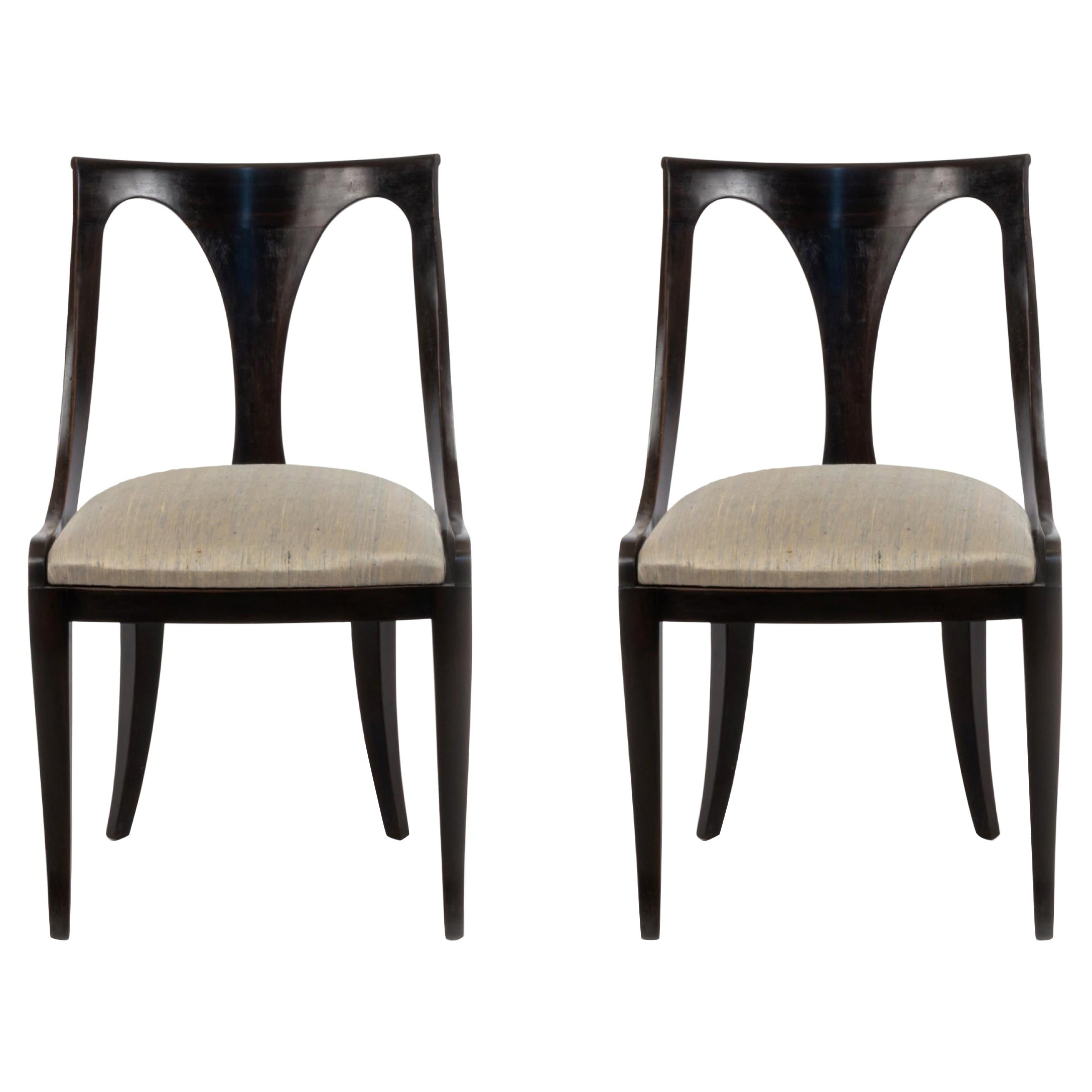 Ensemble de 4 chaises de salle à manger de style Empire en laque noire et soie bleue en vente