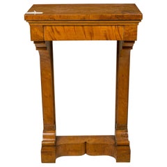 Konsole im Biedermeier-Stil