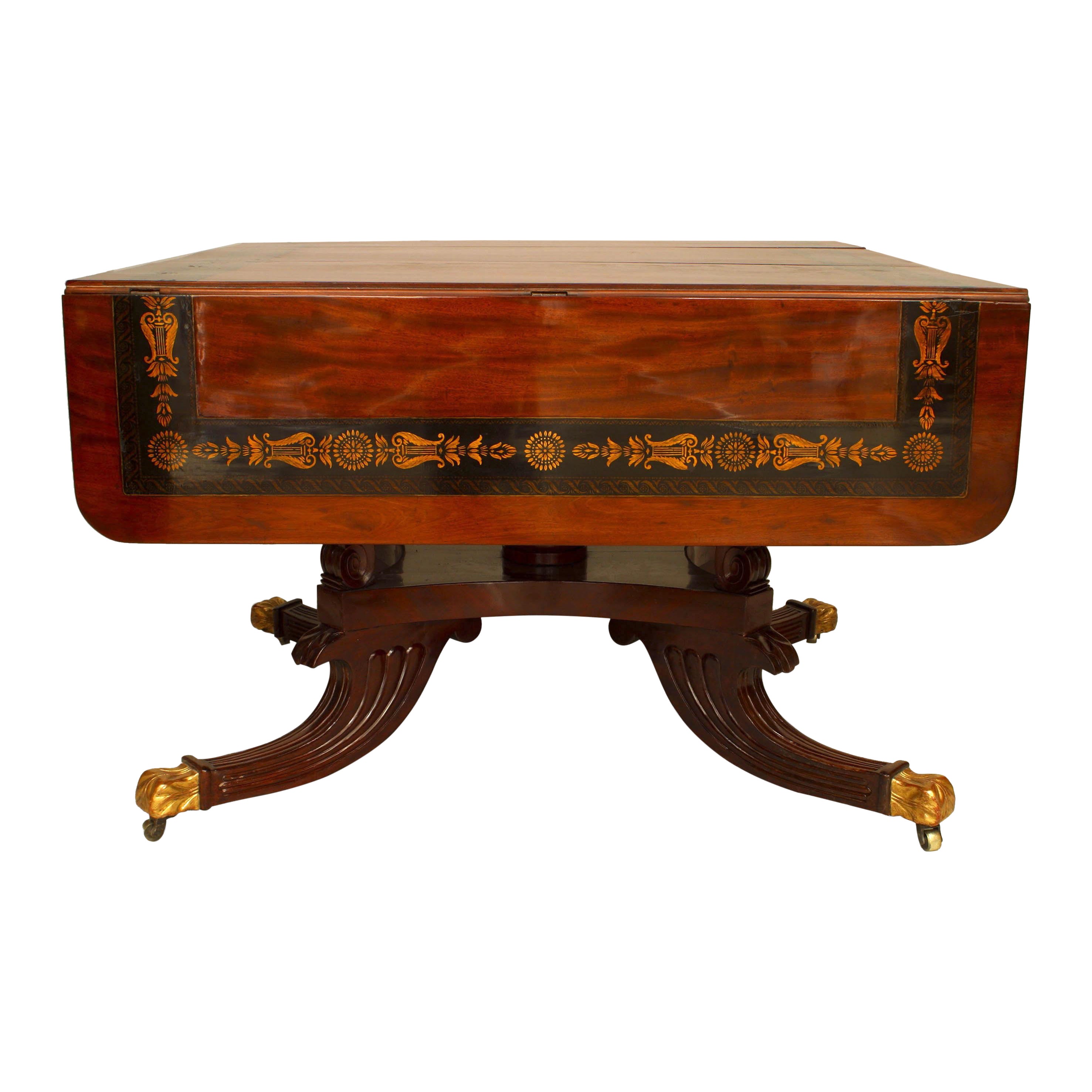 Table de salle à manger en acajou et doré de style Régence anglaise