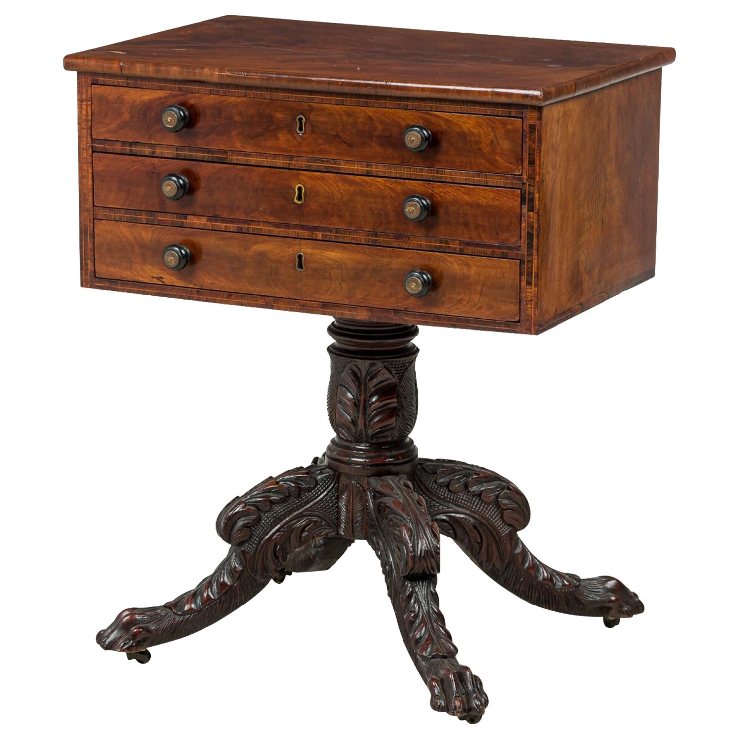 Mesa auxiliar de caoba American Empire de Duncan Phyfe