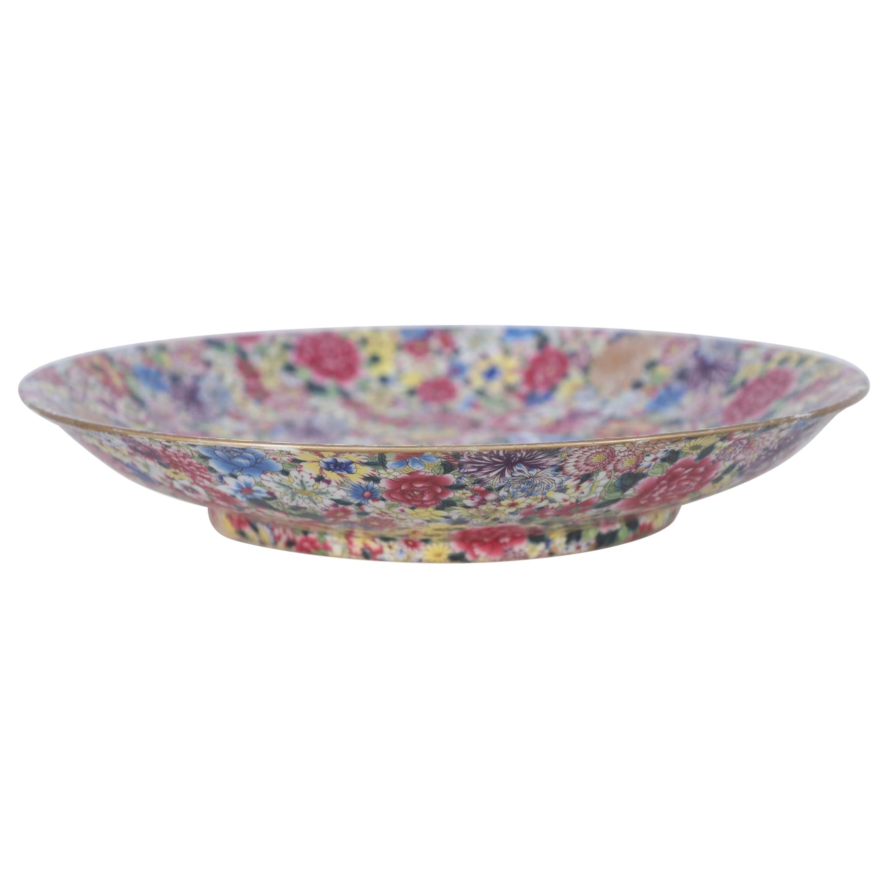 Centre de table chinois Famille Rose Thousand Flower Pattern en porcelaine peu profonde en vente