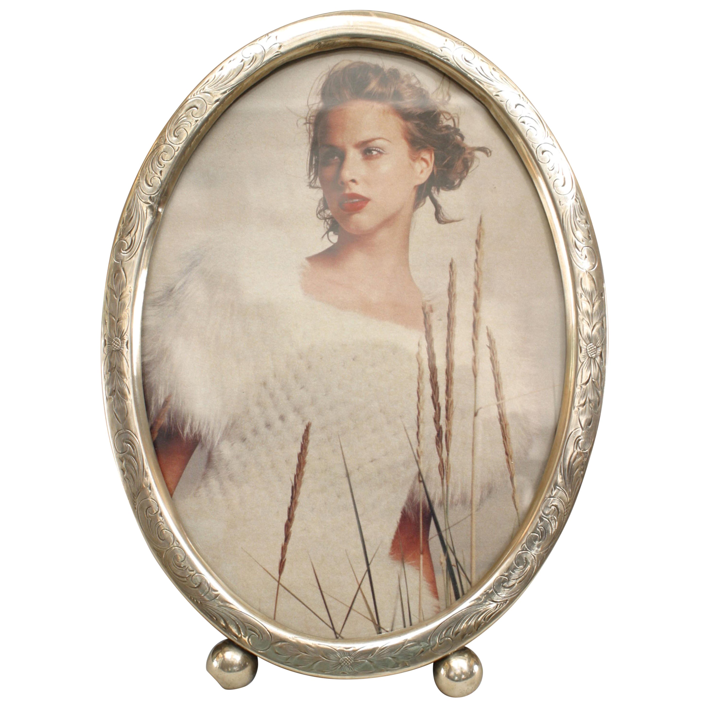 English Victorian Oval Silver Picture Frame