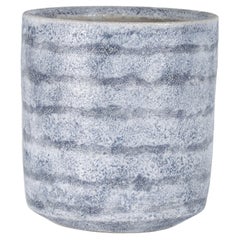 Gary Dipasquale Contemporary Vaso piccolo a righe grigie testurizzato