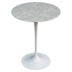 Mid-Century Modern Knoll Eero Saarinen White Tulip Carrara Marble Side Table