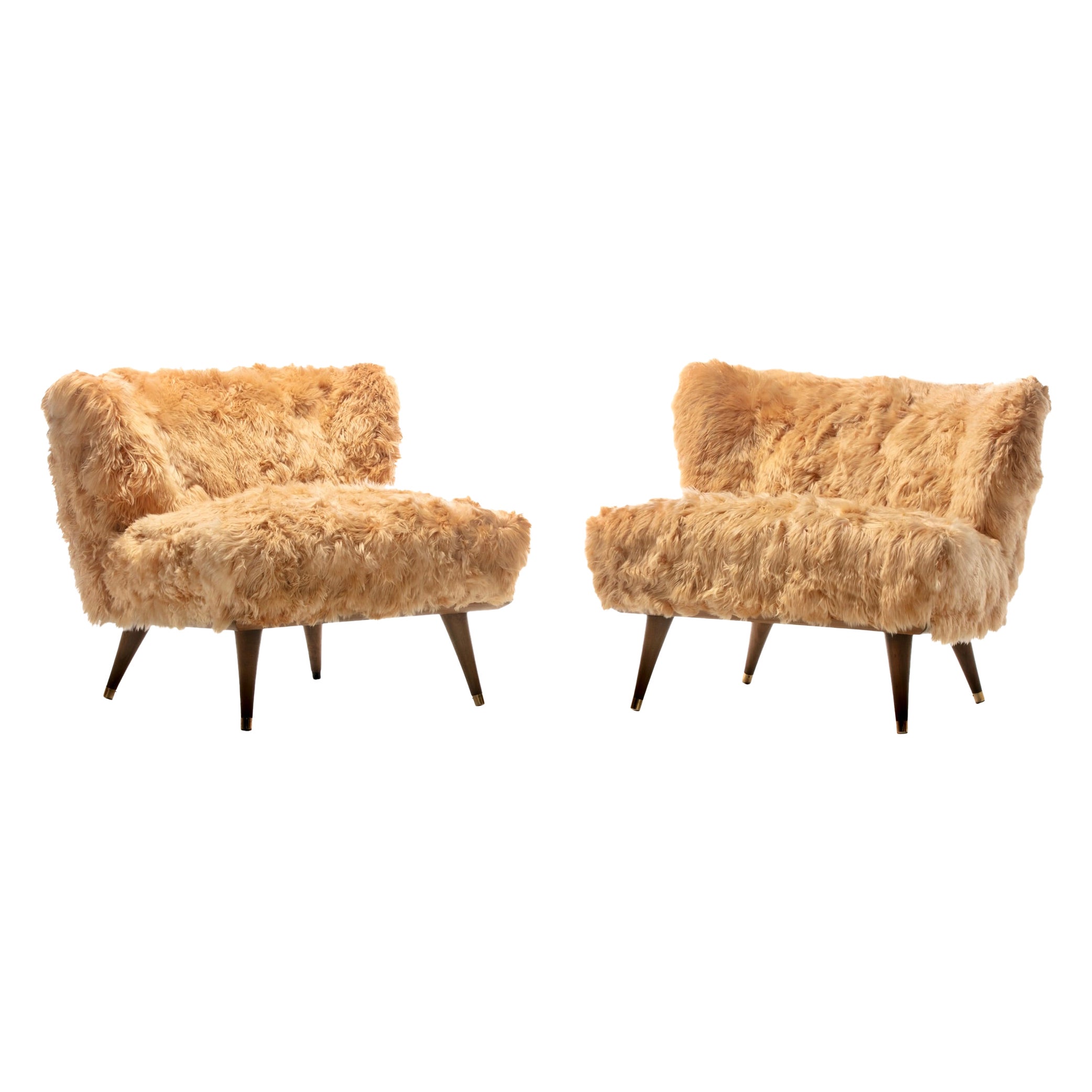 Sedie da salotto a pantofola grandi e moderne del Mid Century in alpaca peruviana color caramello