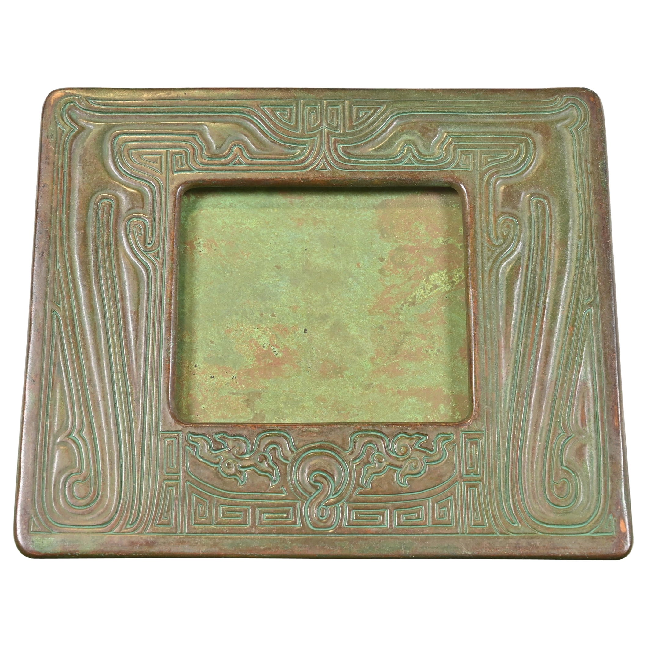 Tiffany Studios, New York, Chinesisches Muster, Bronze-Kalenderrahmen oder Bilderrahmen