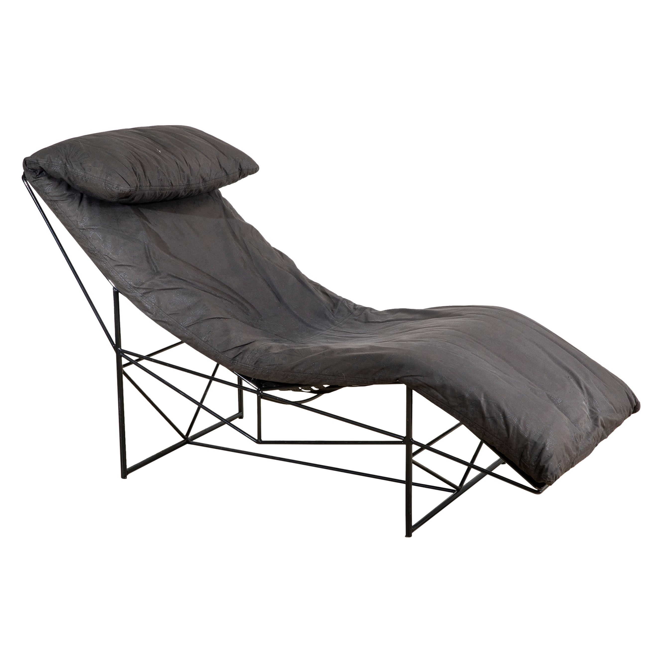 Paolo Passerini, Chaise Lounge para Uvet dimensione, 1985