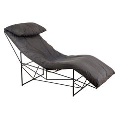 Paolo Passerini, Chaise Lounge para Uvet dimensione, 1985