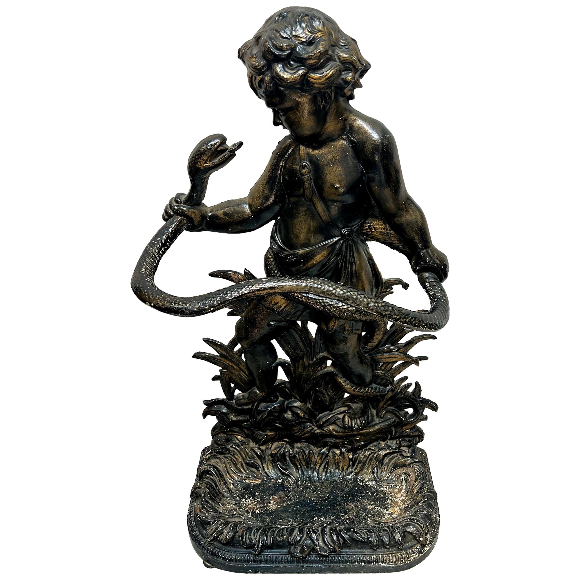 Portaombrelli in bronzo Scultura di bambino putti con serpente Made in Italy in vendita