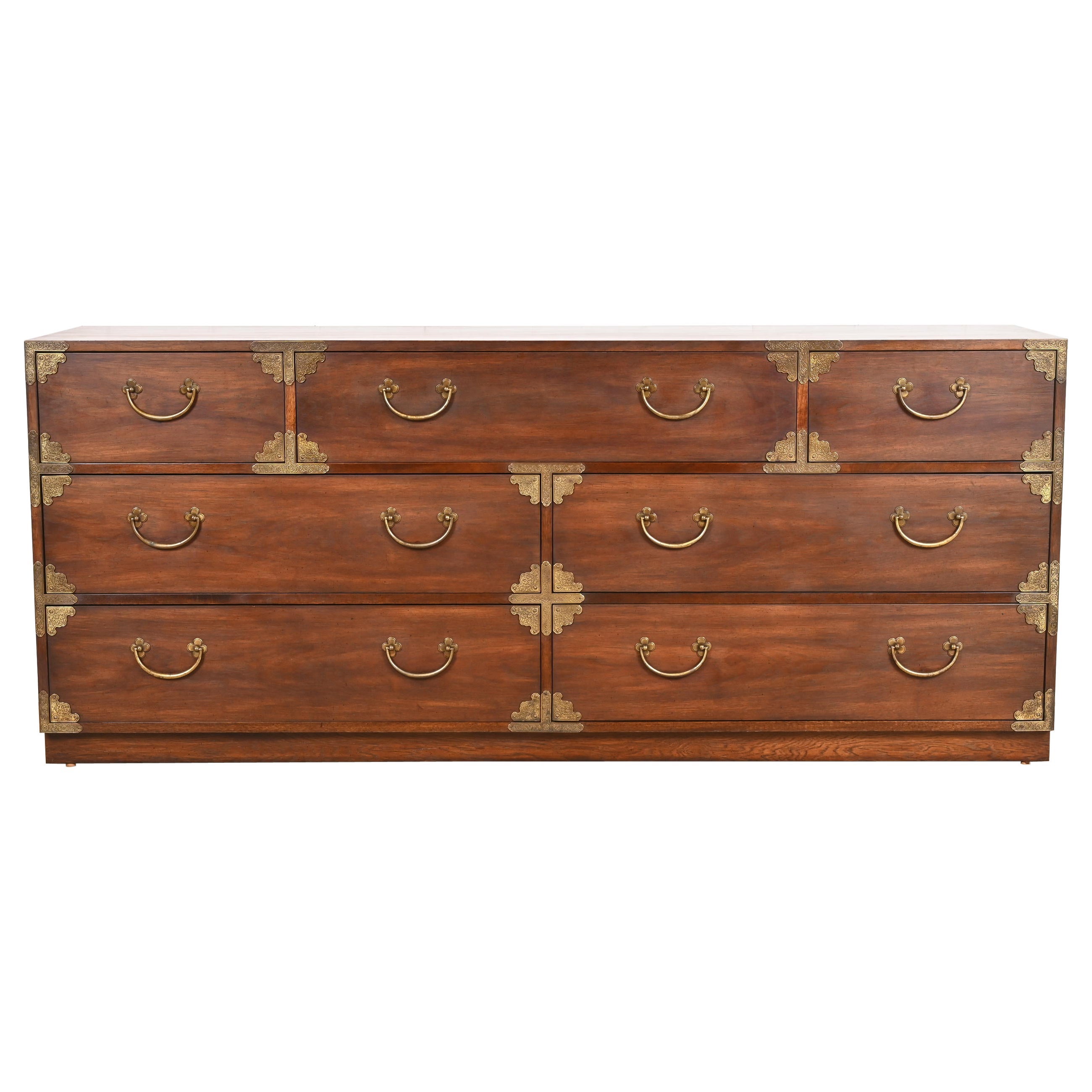 Cómoda o Credenza Thomasville Mid-Century Hollywood Regency Campaign Nogal