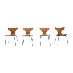 Set di 4 sedie 'Lily' di Arne Jacobsen per Fritz Hansen, 1969, prima edizione.