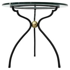 Beistelltisch „Spider“ aus geschwärztem Stahl und Glas von Peter Ghyczy mit Messing-Akzent
