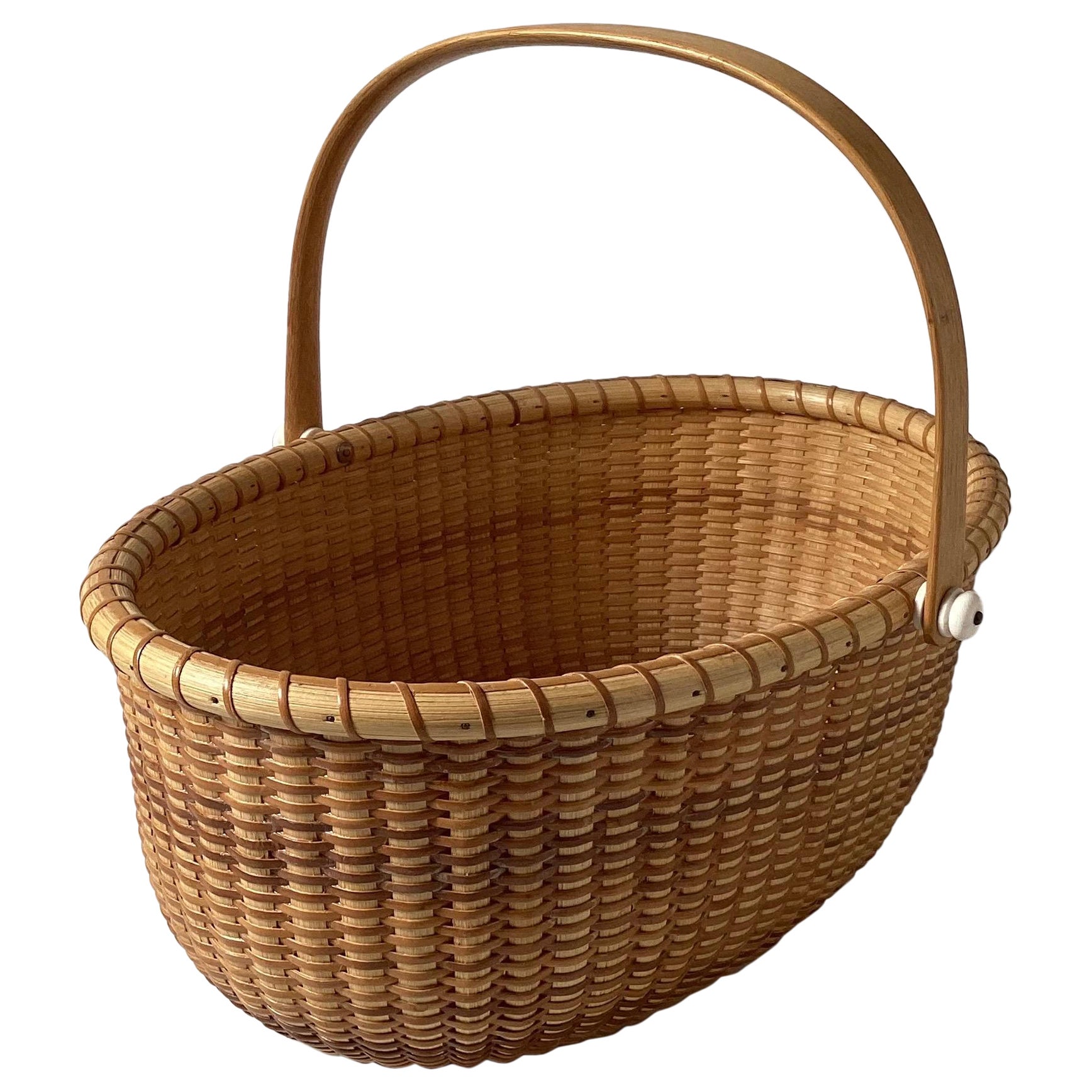 Vintage Signed Nantucket Basket with Handle For Sale