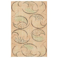 Tappeto vintage Zeki Müren color pesca, motivi geometrici colorati, da Rug & Kilim