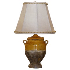 Lampe de table à pot de confit à glaçure jaune du 19e siècle avec abat-jour