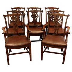 Ensemble de 8 chaises de salle à manger anglaises de style Chippendale du 19ème siècle