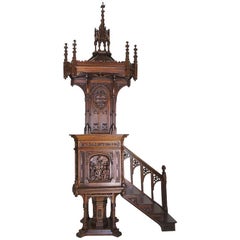 Fine Italian 19th Century Gothic Style Oak Carved Figural Church Pulpit Podium