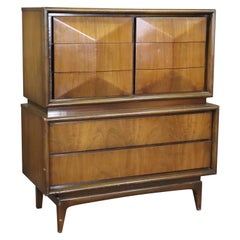 Mid-Century Diamond Front Highchest by United Furniture