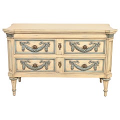 Karges Französische Regency Louis XVI geschnitzte bemalte Kommode oder Kommode mit Schubladenschrank
