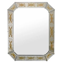 Antique French Espejo Veneciano con Detalles Dorados