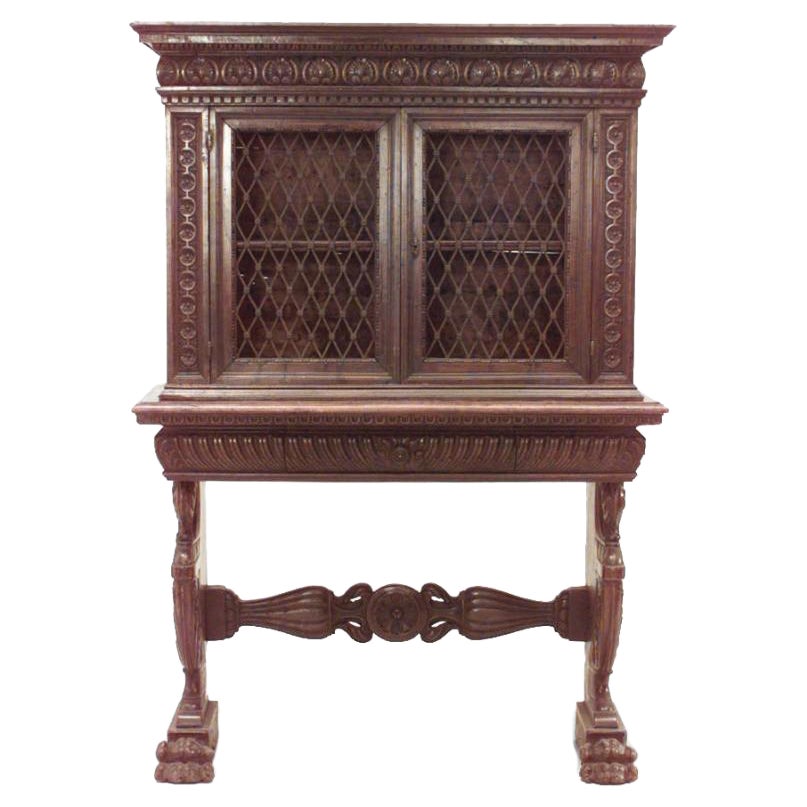 Armoire en noyer de style Renaissance italienne
