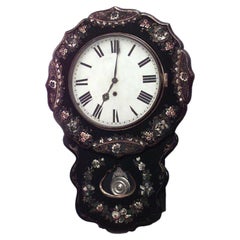 Reloj de pared inglés victoriano de papel maché
