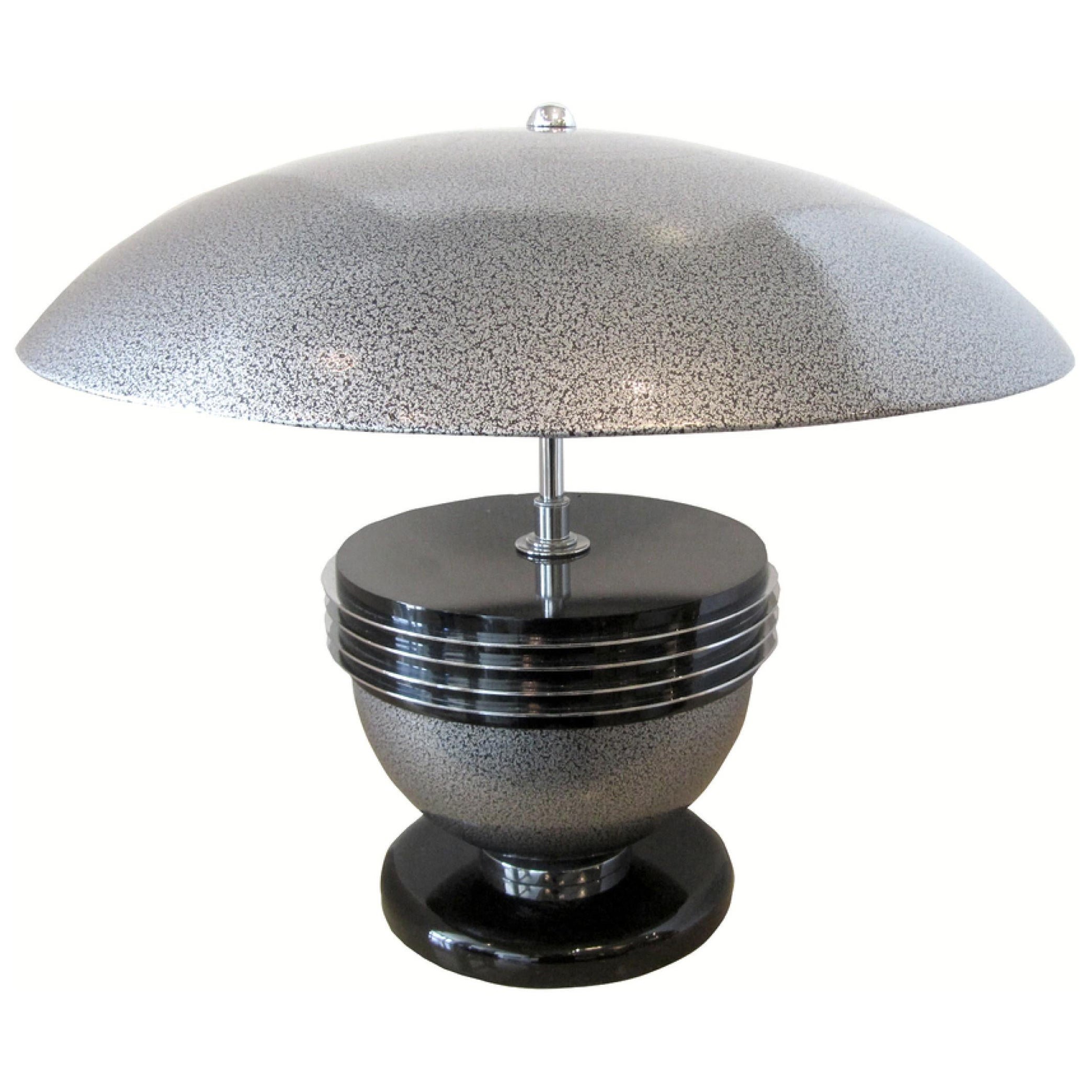 Amerikanische Mid-Century-Modern-Tischlampe von Walter Prosper