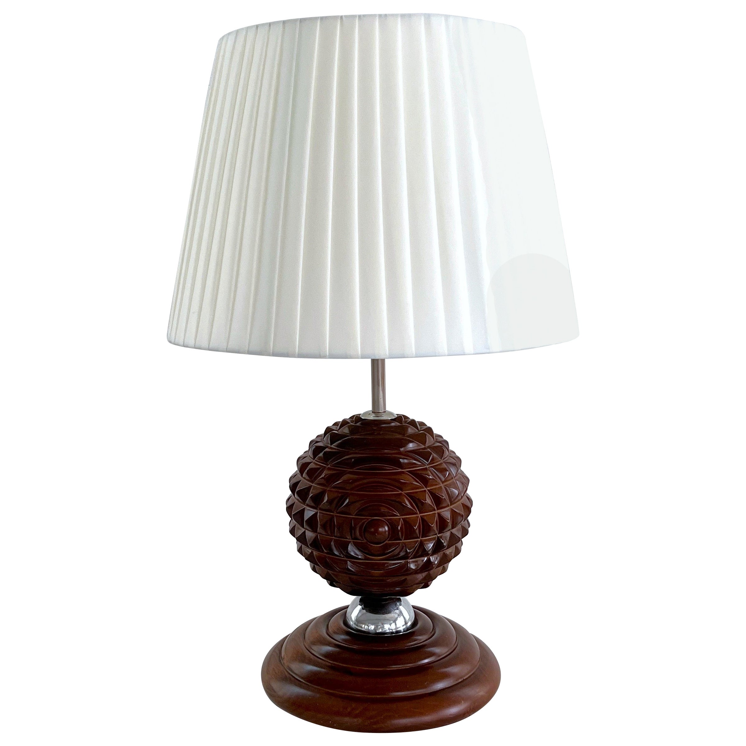 Italienische skulpturale Mid-Century-Tischlampe aus Nussbaumholz, 1960er Jahre