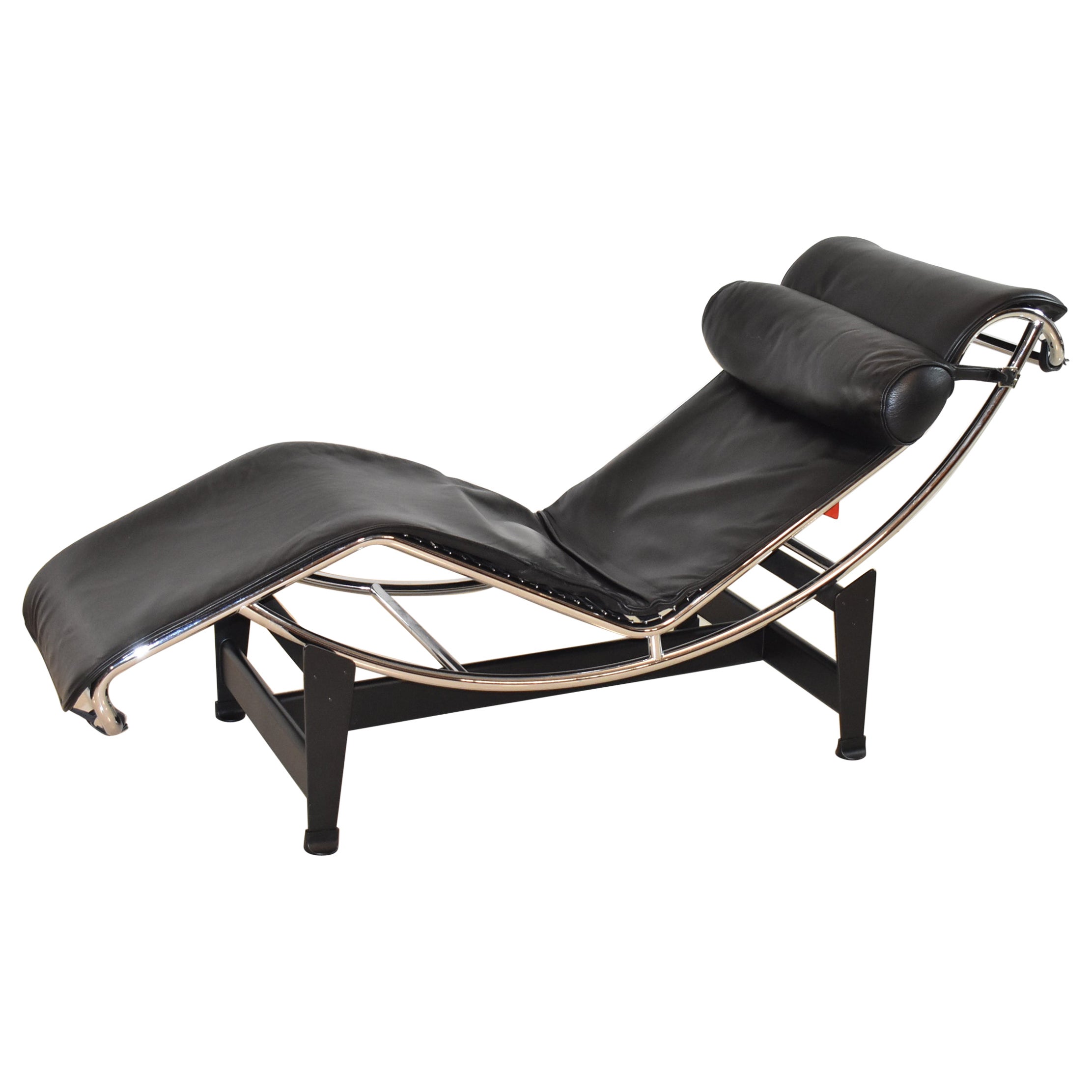 Le Corbusier LC4 Black Leather Chaise Lounge Chair By Cassina
